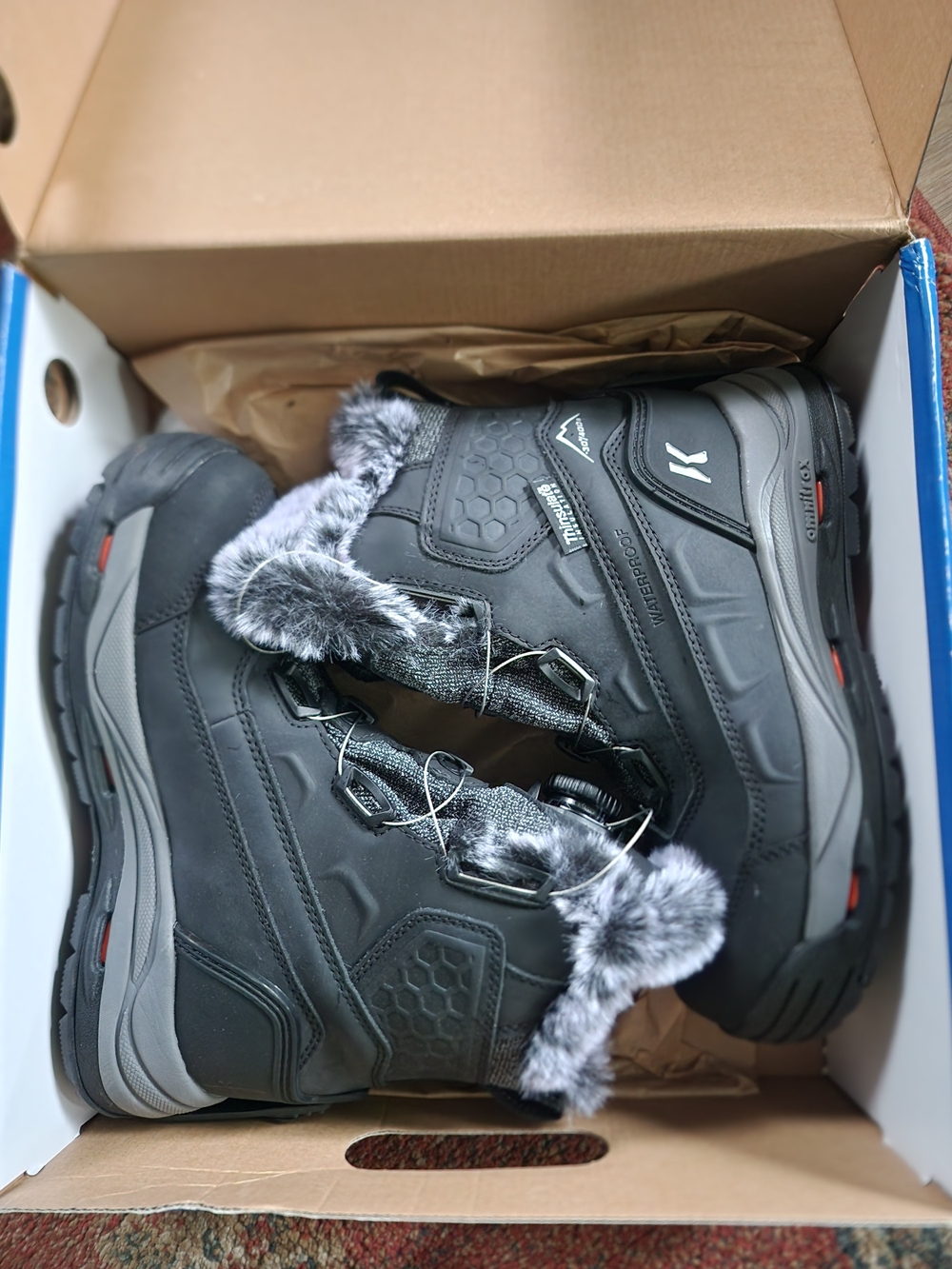 Korkers Womens BOA Black Winter Fur-Trim Waterproof Snow Boots